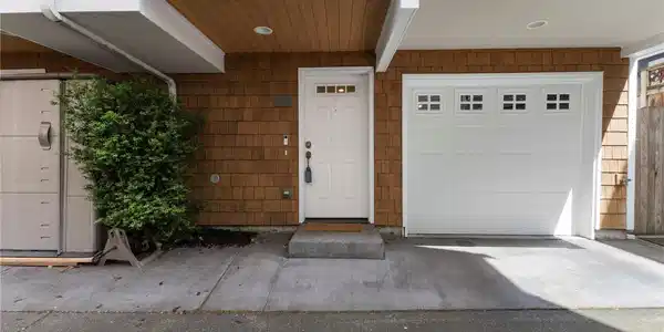 2627 57th