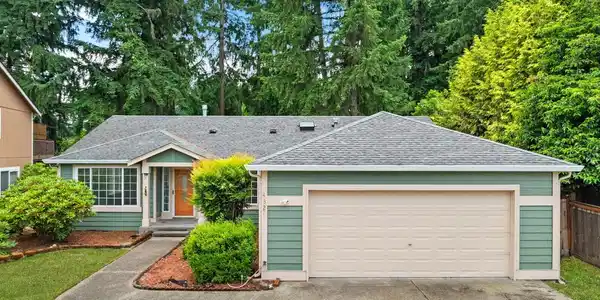 4327 Cedar SE