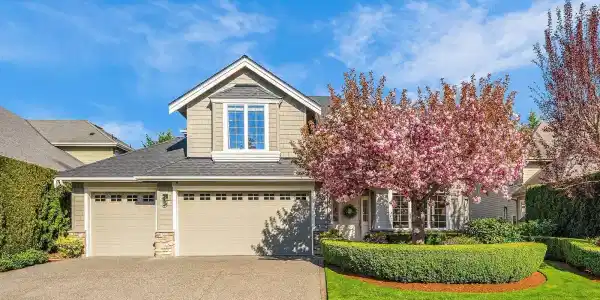 2104 263rd SE