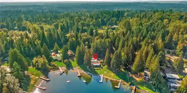 31602 Lake Morton SE