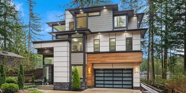 4020 Ames Lake NE