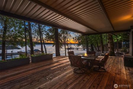 23 BUNGALOW Lake Sammamish NE