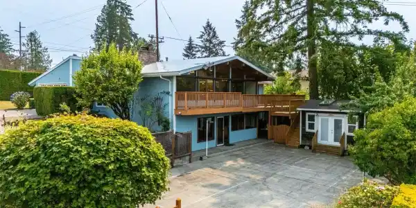 19505 45th NE