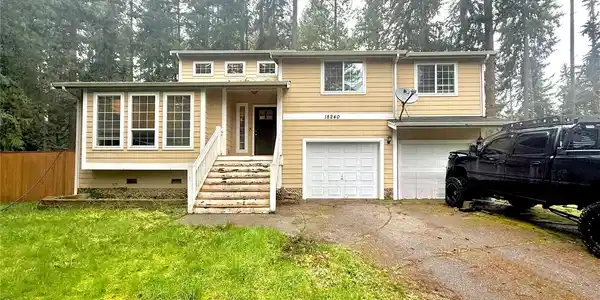 18240 Clear lake SE