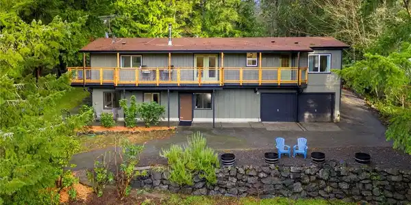 550 NW Island Lake Road