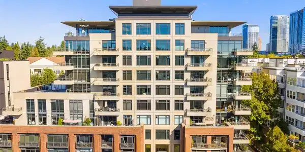 10000 Main St