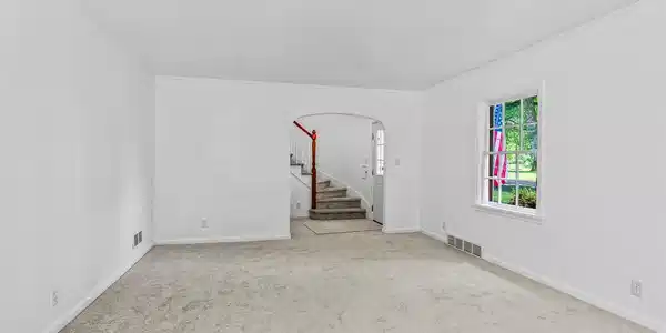 Image 4 Image 4