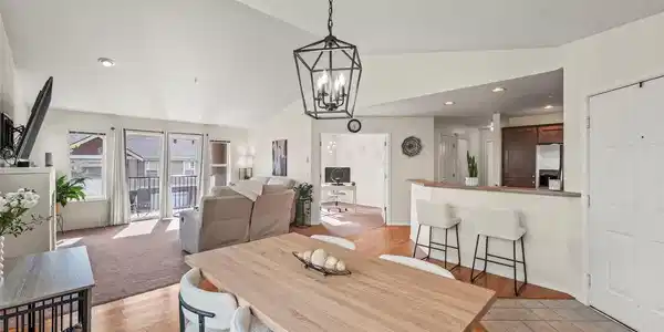 2143 Hammond
