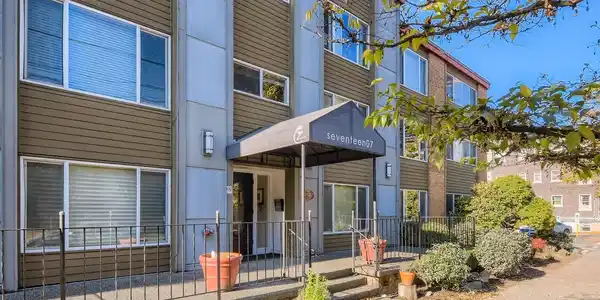 1707 Boylston