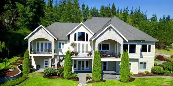56th Ave NW