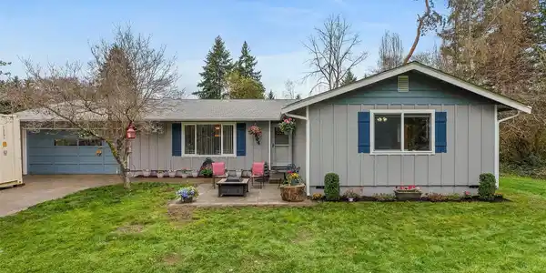 5204 Atchinson SE