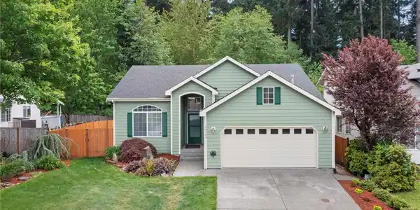 20404 73rd E