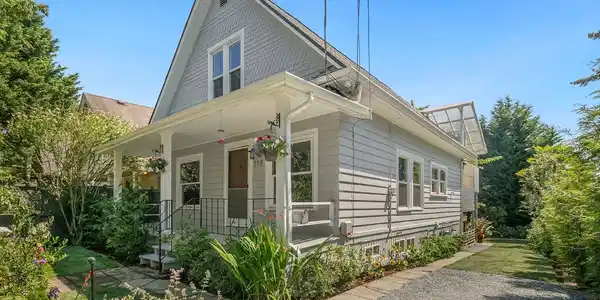 113 Bowdoin