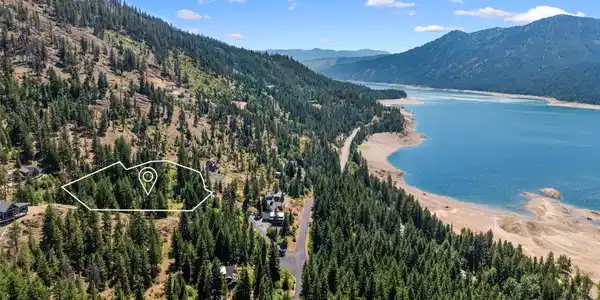 7 Lot Carillon Cove