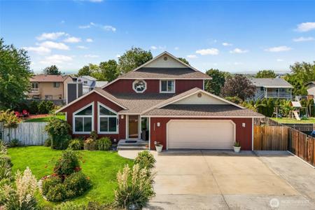 2226 Belair