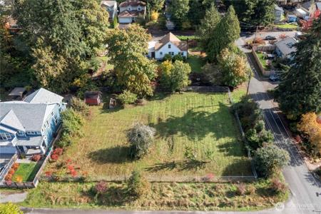 718 Milas Lot 9 NE