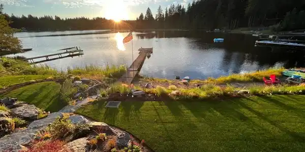9803 Crystal Lake