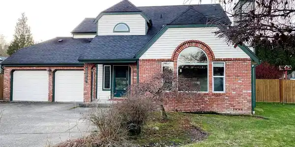 32615 46th Court SW
