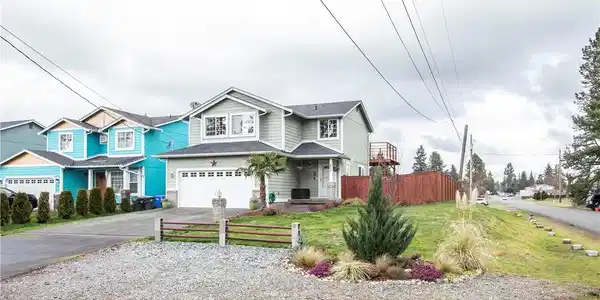 403 173rd S