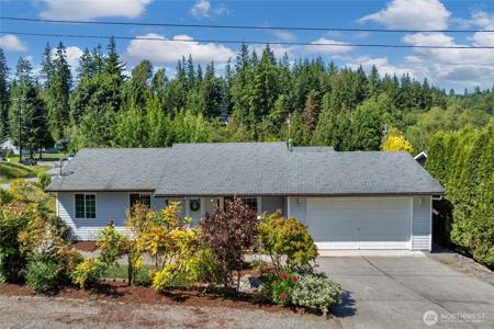 2415 255th NW