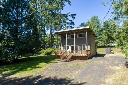 301 Lakeshore W