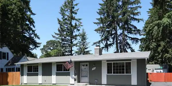 9415 Veterans SW