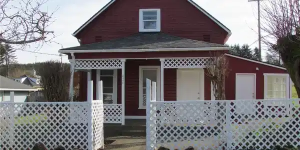 426 S 4th Street