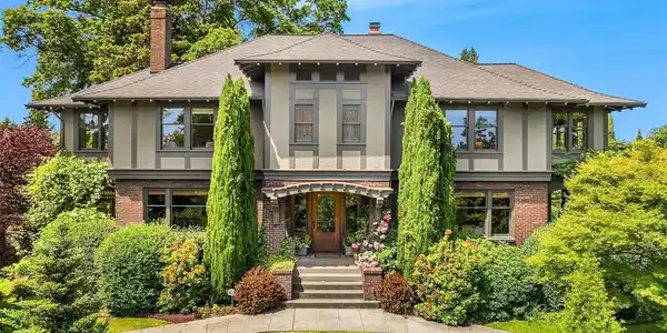 3804 McClellan