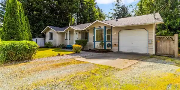 394 Echo Lane