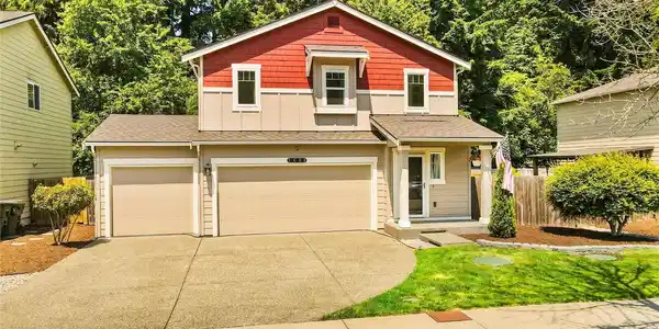 7600 Brianna SE