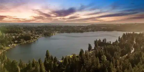 1843 Kitsap Lake NW