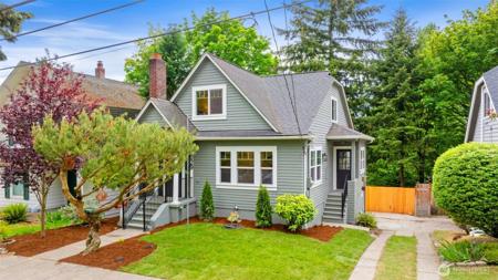 7029 16th NE