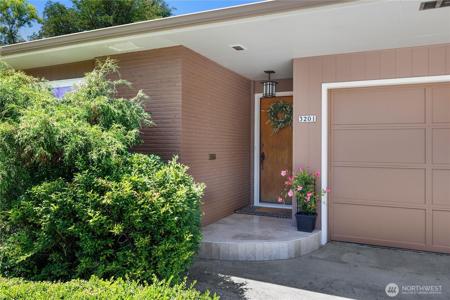 3201 Fairfield SE