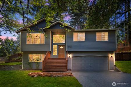 17502 Clear Lake SE