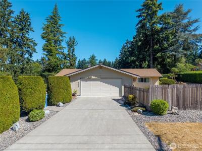 9423 104th SW