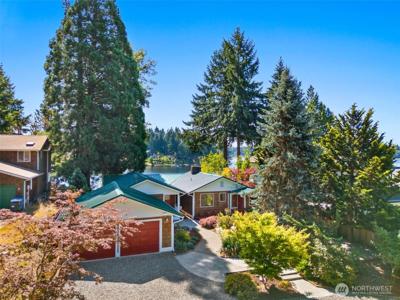 6307 Shady SE