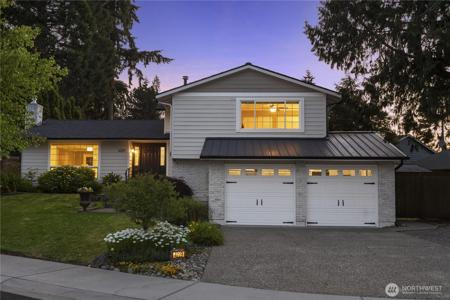 4229 190th SE
