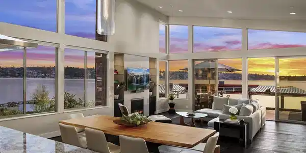 3003 Mountain View N