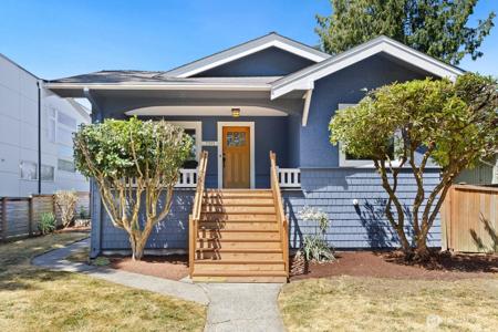 7311 35th SW