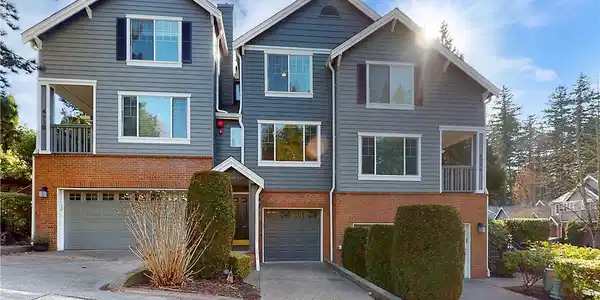 4112 248th SE