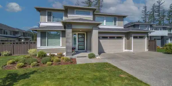 2502 Vardon SW