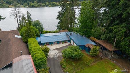 301 Lake Isabella