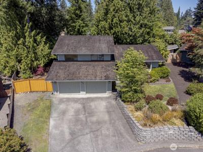 3415 103rd SE