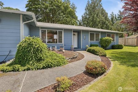 8851 81st SW
