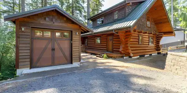 1901 Trails End