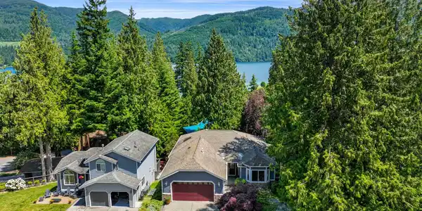 31 Longshore