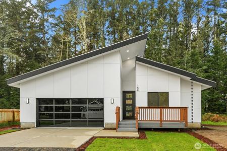 159 Duck lake SE