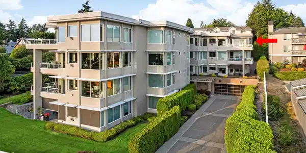 6424 Lake Washington NE