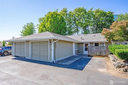 5702 N 33rd