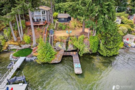 2562 Lake Whatcom
